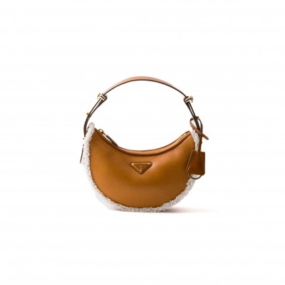 PRADA ARQUÉ SMALL SHEARLING SHOULDER BAG 1BC194 (22.5*18.5*6cm)